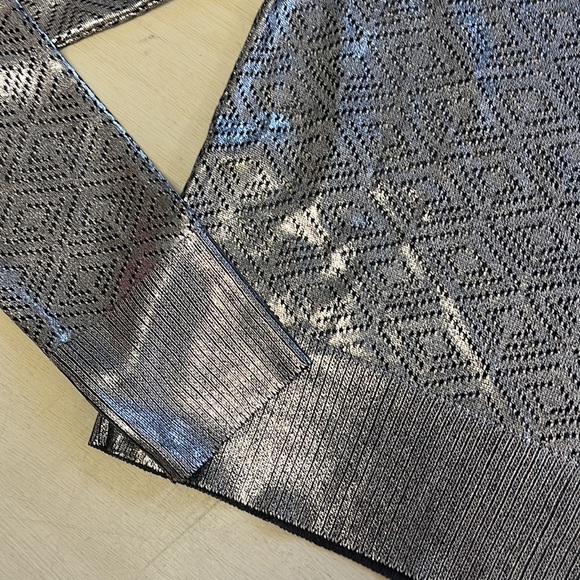 ZARA Top - Picture 2 of 3